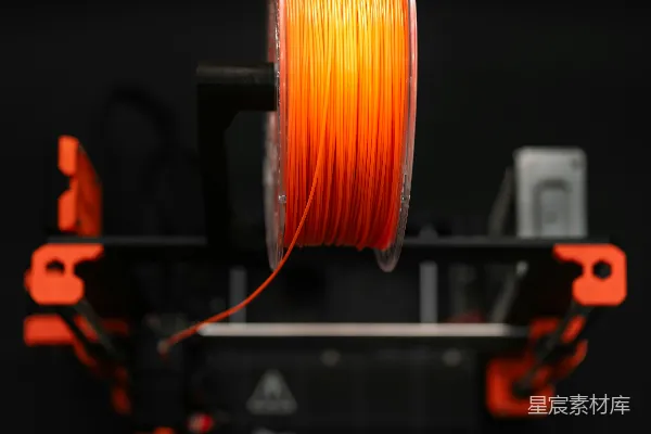 高清摄影 3D打印耗材：亮丽橙色丝线
