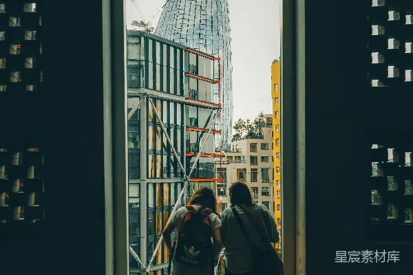 高清摄影 都市中的背影