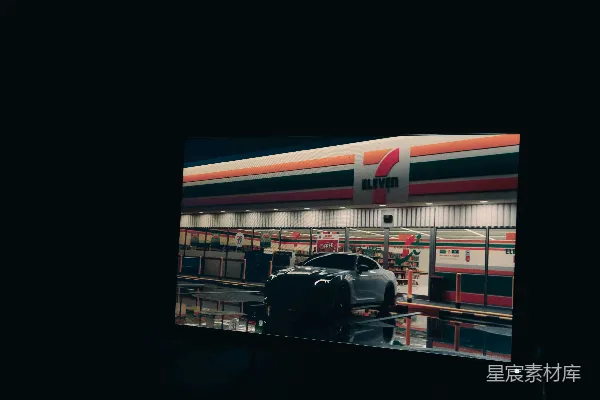 高清摄影 7-Eleven夜晚的都市场景