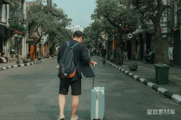 高清摄影 旅途中的人