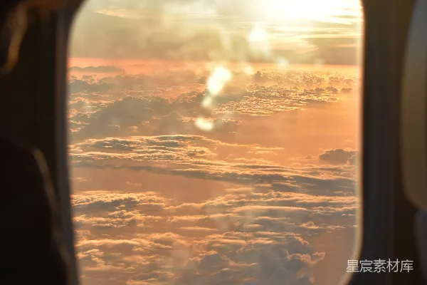 高清摄影 飞机窗边的夕阳