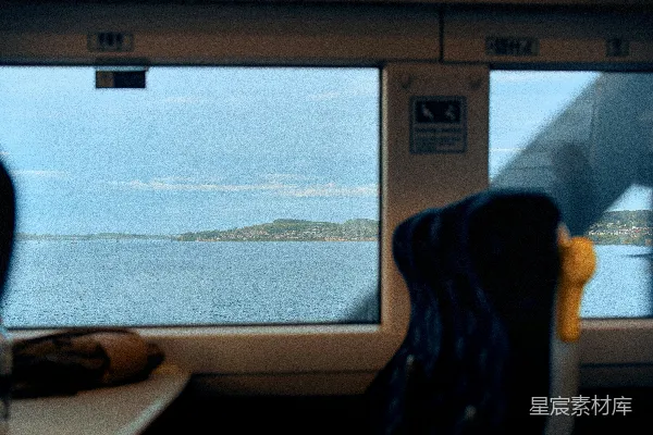 高清摄影 列车上的风景