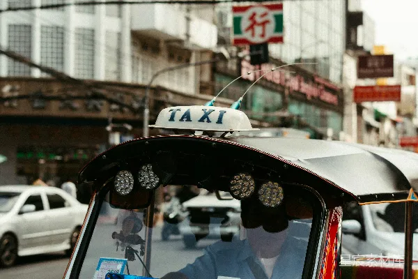 高清摄影 泰国街头的三轮车