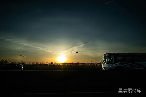 高清摄影 夕阳下的城市风景