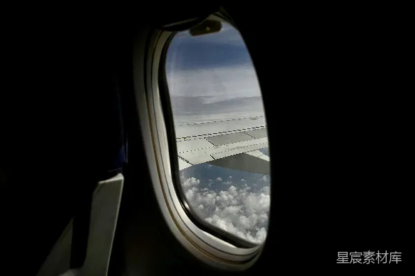 高清摄影 空中云海的窗外景色