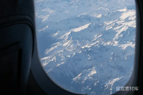 高清摄影 空中俯瞰雪峰
