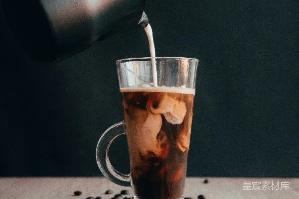高清摄影 冷萃咖啡制作