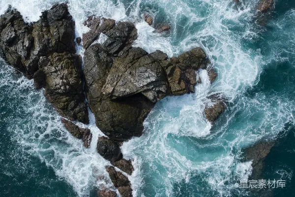 高清摄影 岩石间的海浪