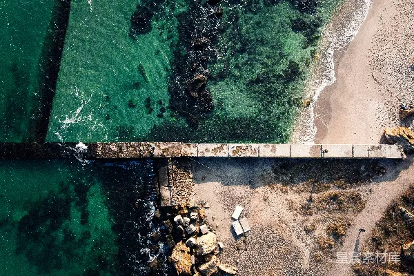 高清摄影 海岸边的码头俯视图