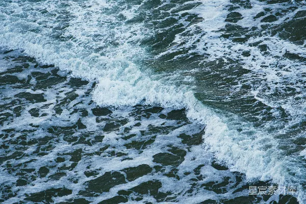 高清摄影 海浪拍打的瞬间