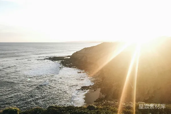 高清摄影 夕阳下的海岸线