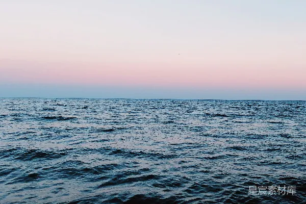 高清摄影 日落时的平静海面