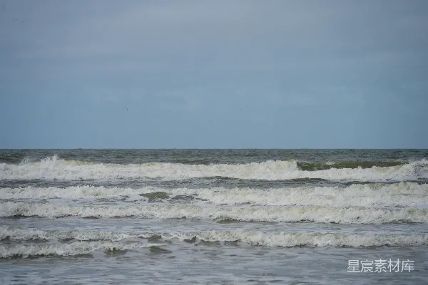 高清摄影 海浪拍打沙滩