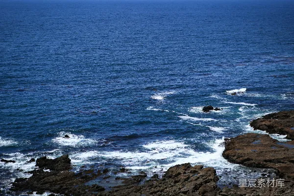 高清摄影 海岸线与波浪