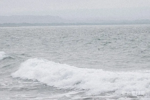 高清摄影 海浪冲击岩石