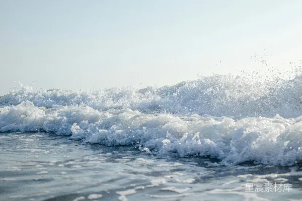 高清摄影 海浪拍打岸边