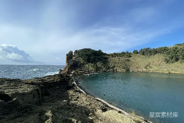 高清摄影 海边的岩石景观