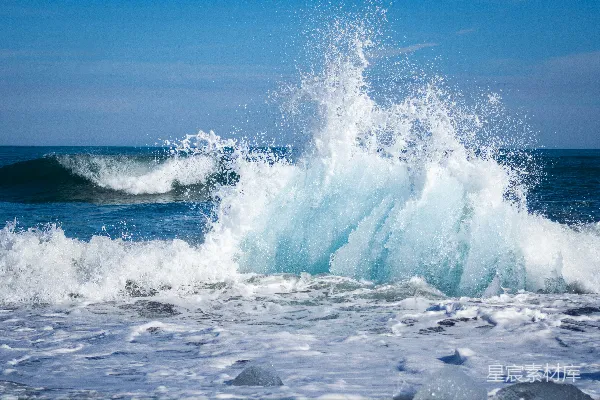 高清摄影 海浪冲刷的瞬间