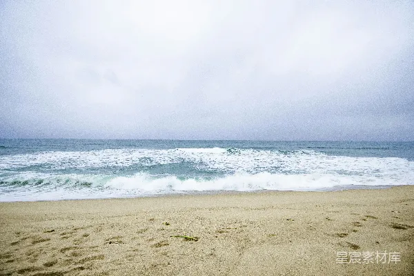 高清摄影 雾蒙蒙的海滩