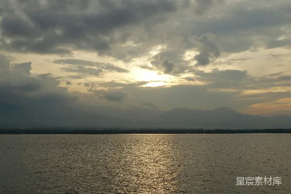高清摄影 夕阳下的宁静海景