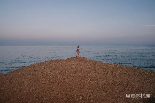 高清摄影 海边的宁静与孤独