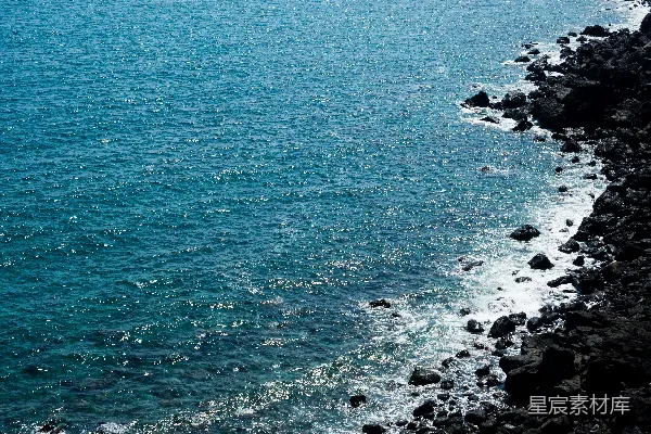 高清摄影 海岸线与波浪