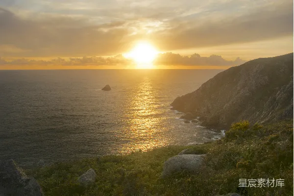高清摄影 夕阳下的海岸