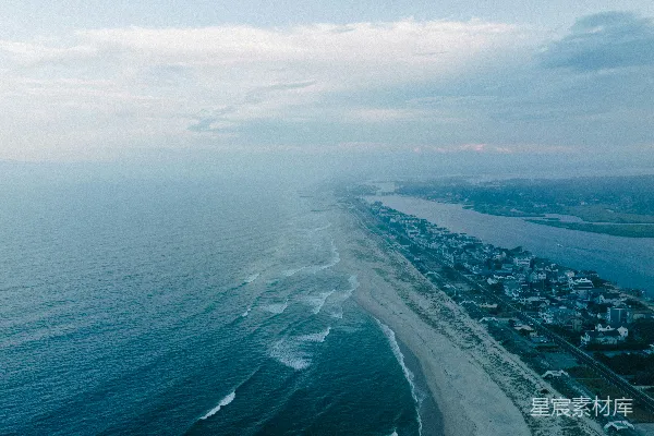 高清摄影 海岸线上的宁静时光