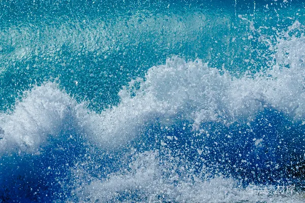 高清摄影 蓝色海洋中的浪花