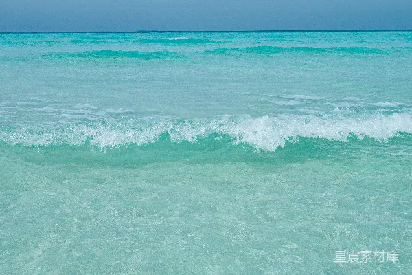 高清摄影 清澈碧海波浪
