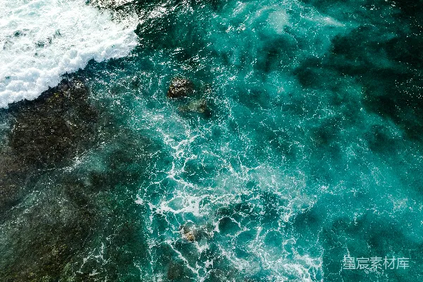 高清摄影 海浪与礁石的交响