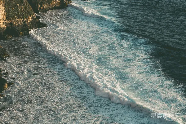 高清摄影 海岸线的波浪