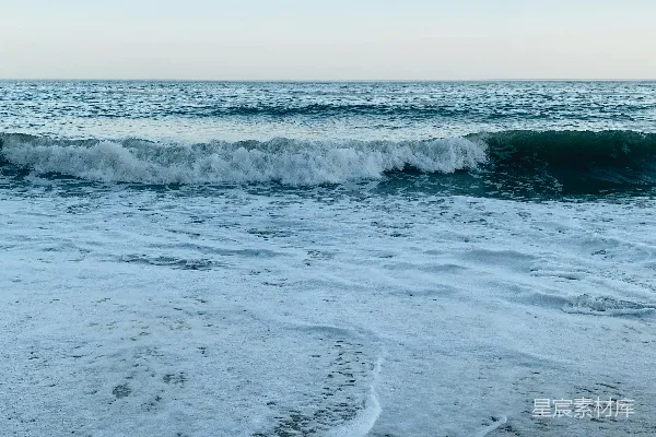 高清摄影 海浪拍打沙滩