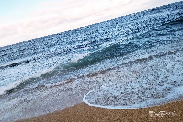 高清摄影 海浪拍打沙滩