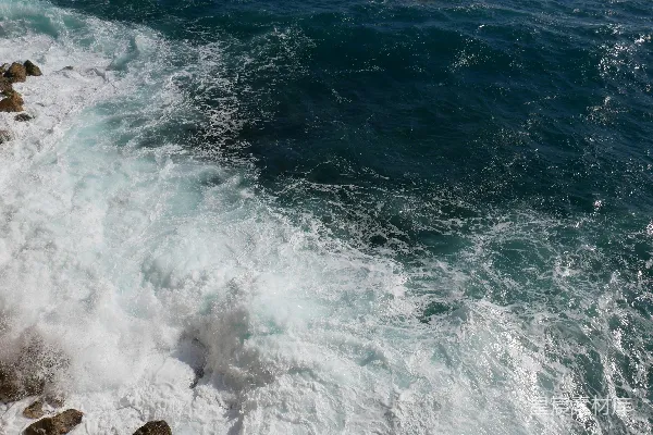 高清摄影 波涛汹涌的海岸线