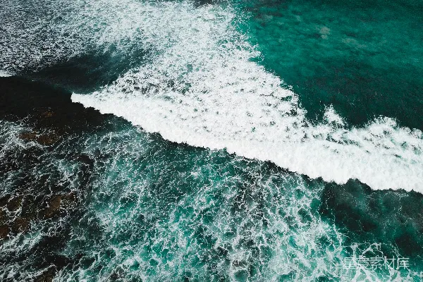 高清摄影 海浪与礁石的交响曲