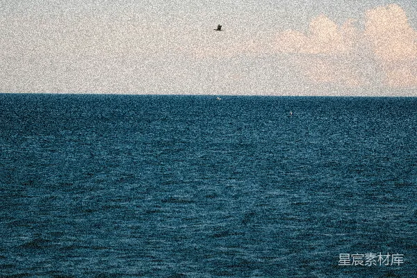 高清摄影 海平线上的孤独剪影