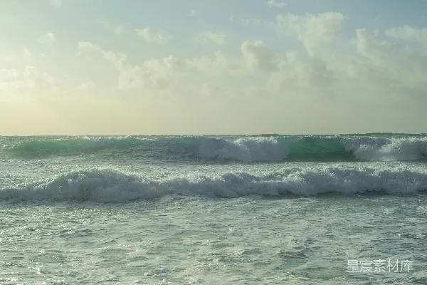高清摄影 海浪与天空的交响曲