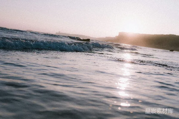 高清摄影 夕阳下的海浪