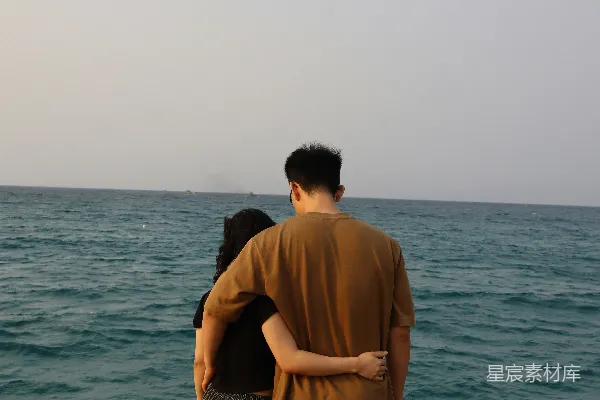 高清摄影 海边的拥抱