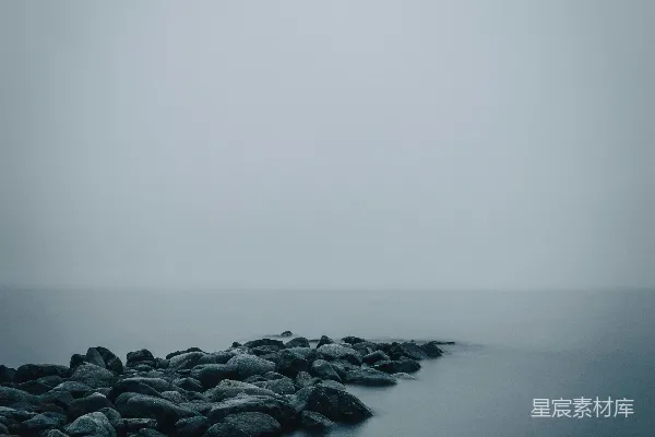 高清摄影 雾中的海岸线