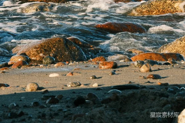 高清摄影 海岸边的岩石与海浪