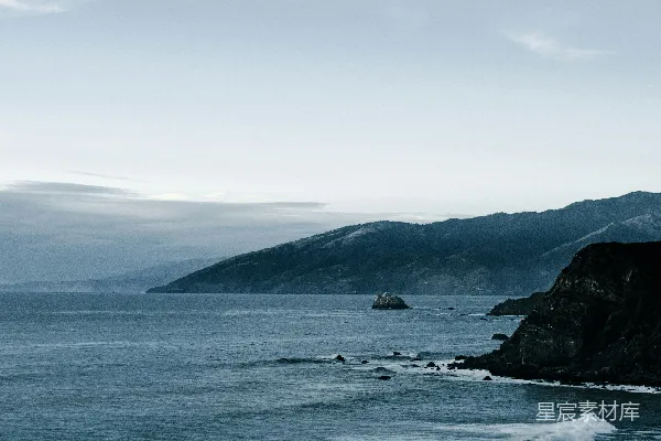 高清摄影 海岸线与波浪