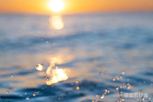 高清摄影 海浪与日落的梦幻交响