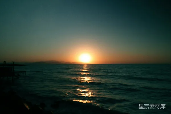 高清摄影 夕阳下的宁静海景