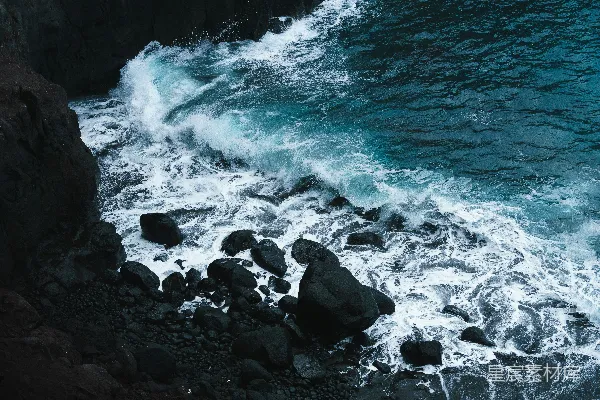 高清摄影 海浪拍打岩石