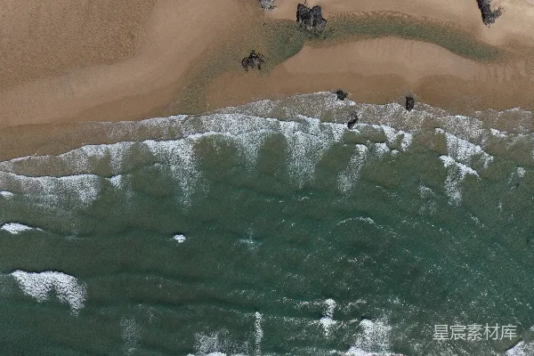 高清摄影 俯瞰海滩与海浪