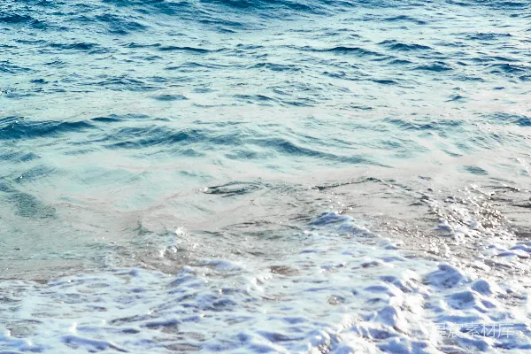 高清摄影 海滩上的海浪泡沫