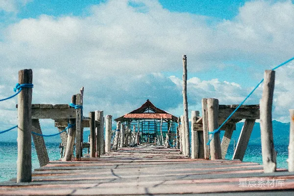 高清摄影 海边木栈道