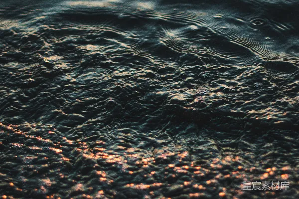 高清摄影 海浪的金色涟漪